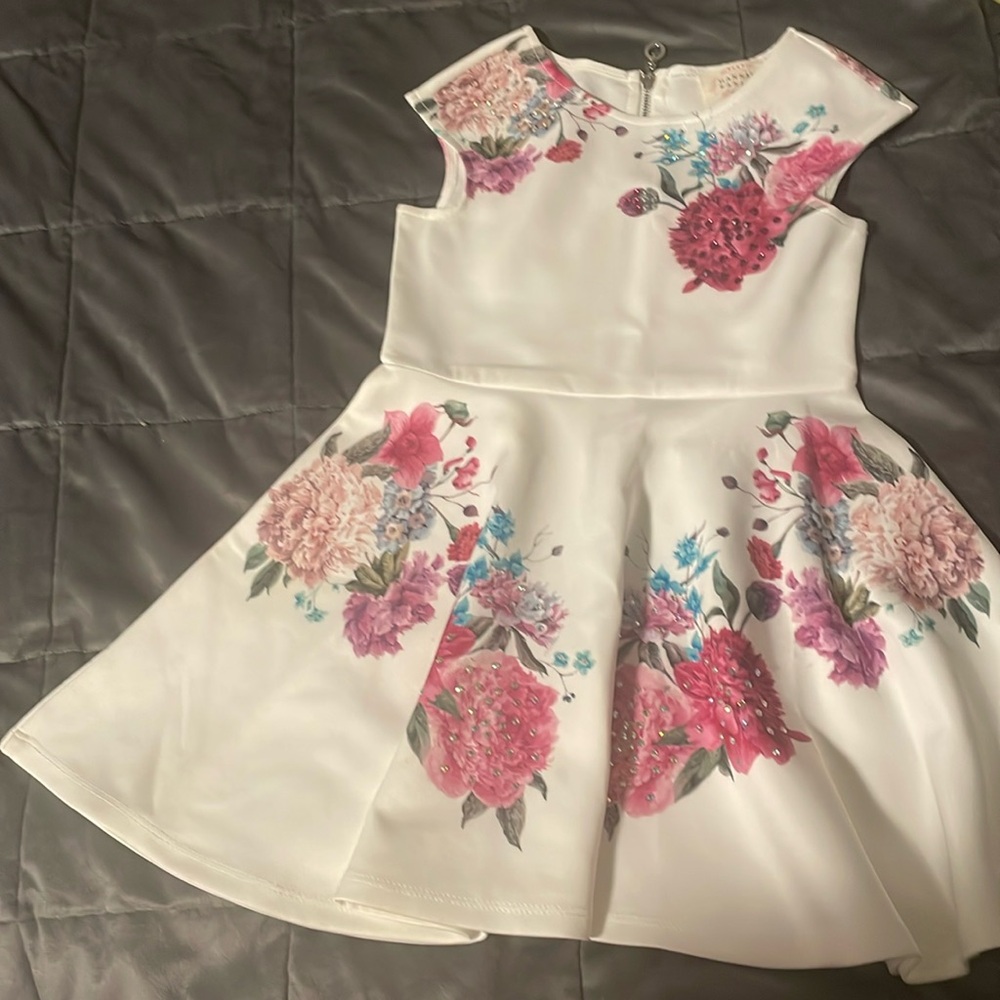 Little Girls Fit and Flare Floral Print Skater Dress size 5